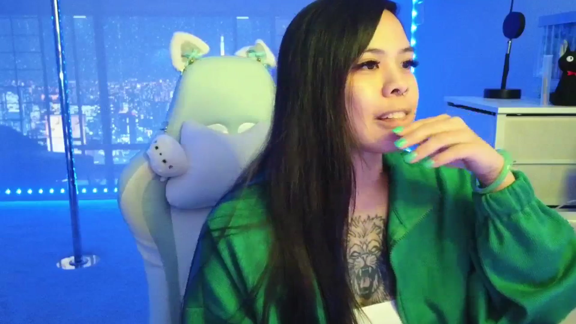 Gallery image thumbnail from dolllface's myfreecams stream on, 02/01/2026, 10:21 image 4 of 20