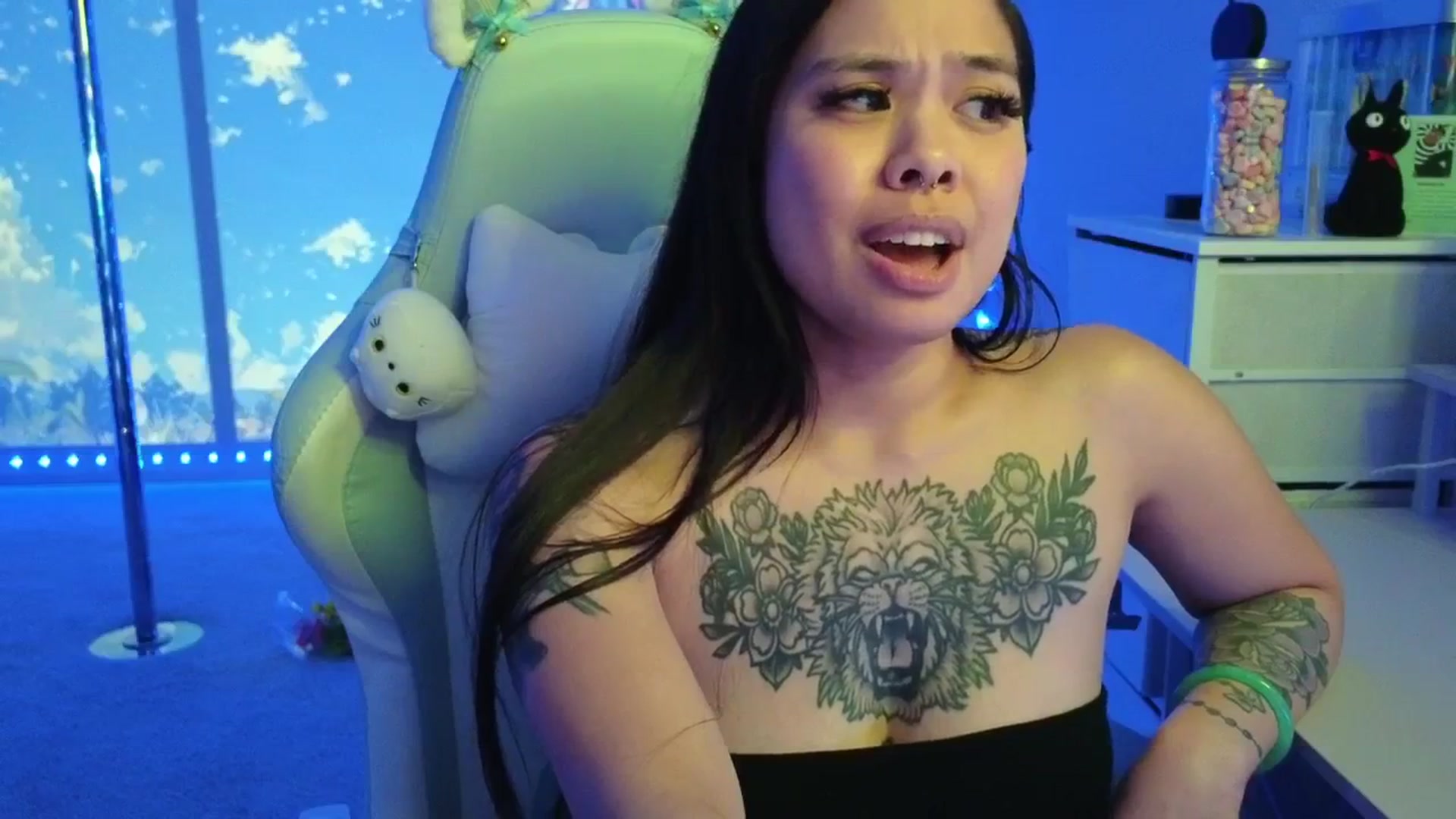 Gallery image thumbnail from dolllface's myfreecams stream on, 02/03/2026, 10:02 image 4 of 20