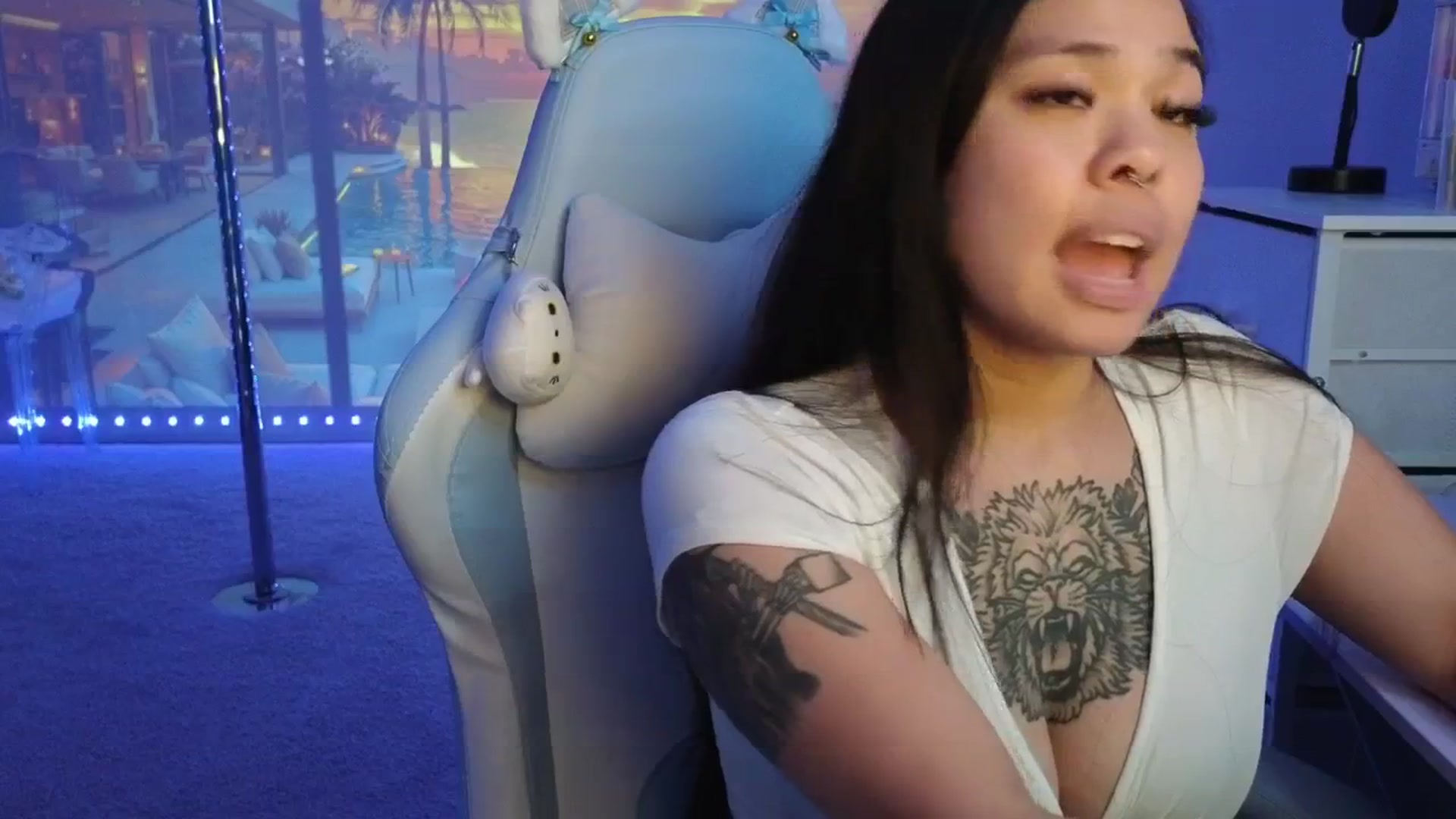 Gallery image thumbnail from dolllface's myfreecams stream on, 02/06/2026, 10:07 image 14 of 20