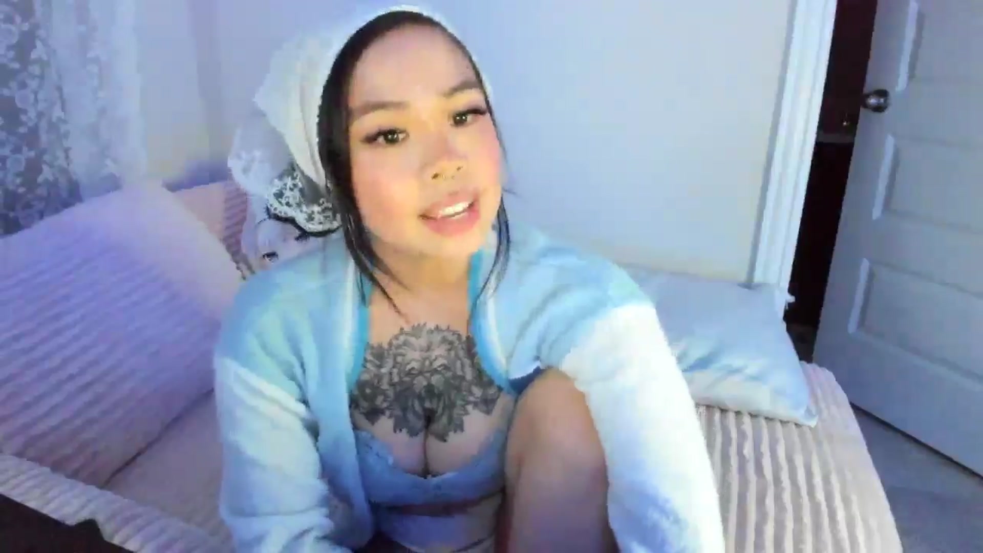 Gallery image thumbnail from dolllface's myfreecams stream on, 02/08/2026, 06:48 image 16 of 20