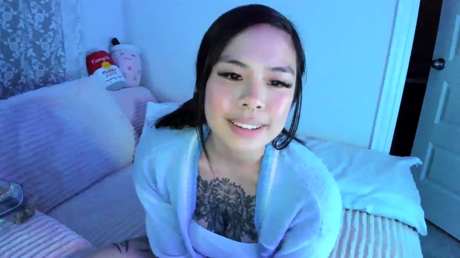 Gallery image thumbnail from dolllface's myfreecams stream on, 02/10/2026, 08:25 image 17 of 20