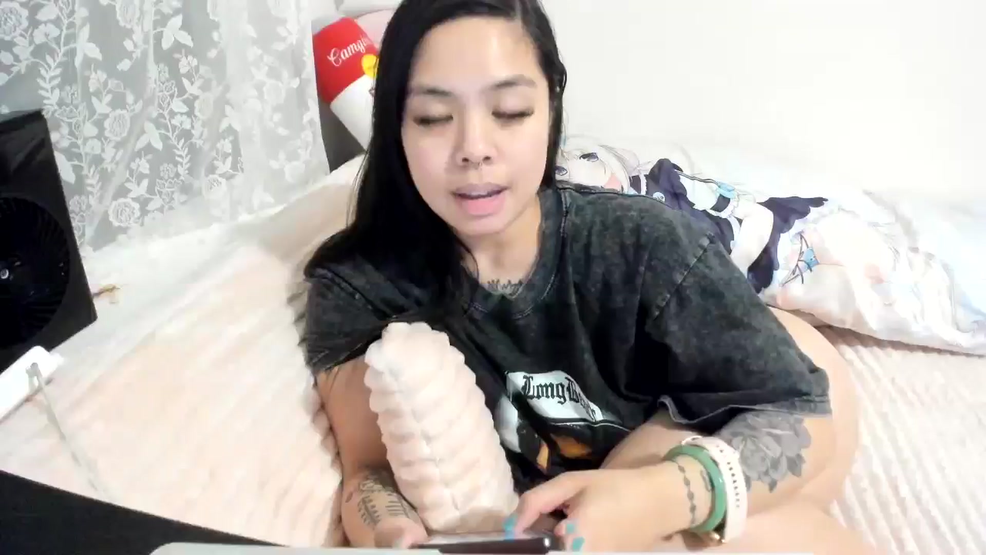 Gallery image thumbnail from dolllface's myfreecams stream on, 02/11/2026, 08:34 image 1 of 20