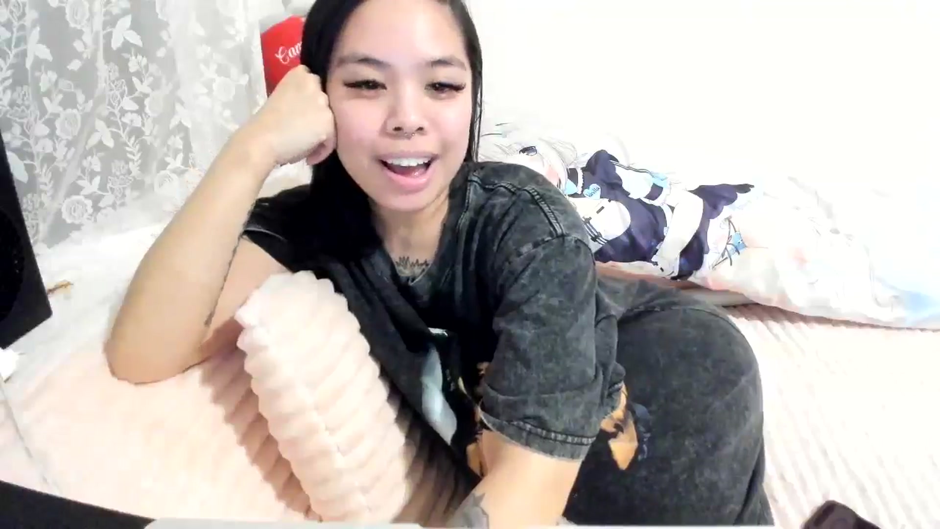 Gallery image thumbnail from dolllface's myfreecams stream on, 02/11/2026, 08:34 image 5 of 20