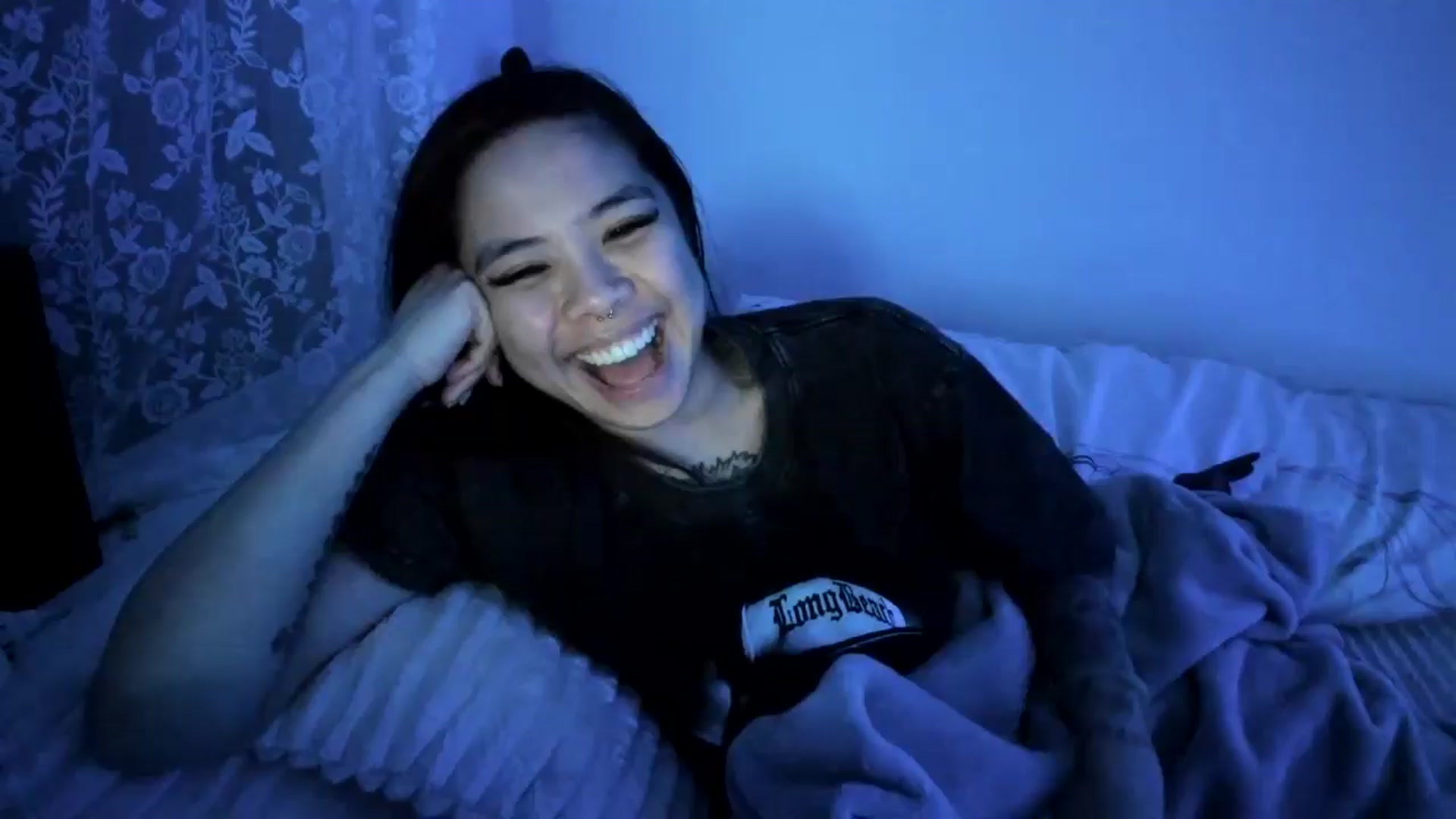 Gallery image thumbnail from dolllface's myfreecams stream on, 02/11/2026, 10:34 image 6 of 20