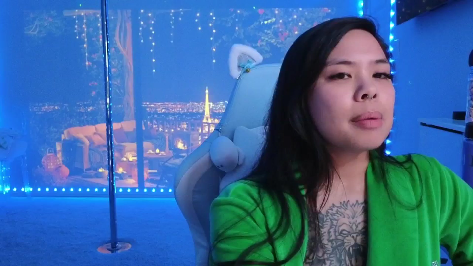 Gallery image thumbnail from dolllface's myfreecams stream on, 02/12/2026, 05:44 image 13 of 20
