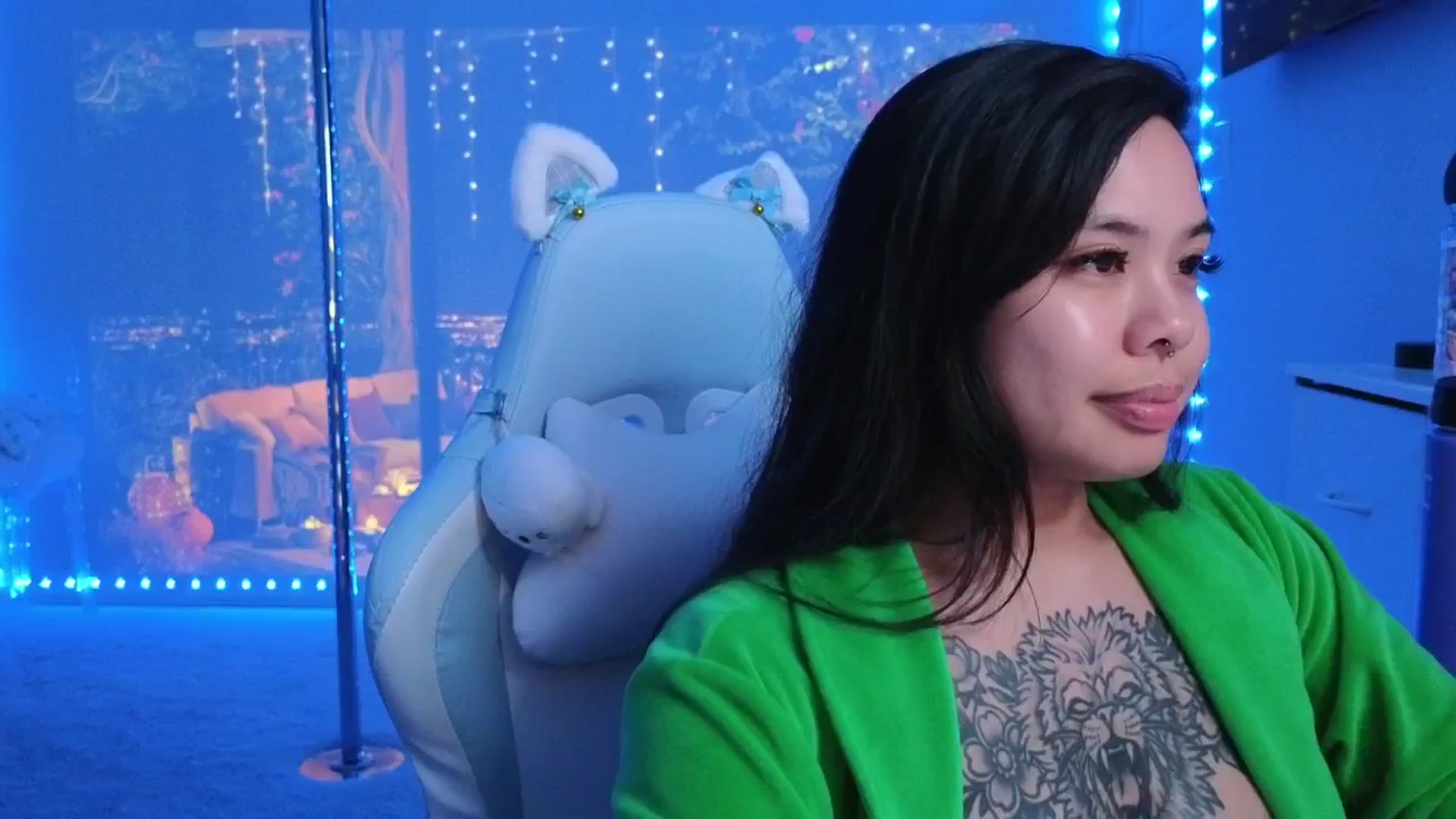 Gallery image thumbnail from dolllface's myfreecams stream on, 02/12/2026, 05:44 image 5 of 20
