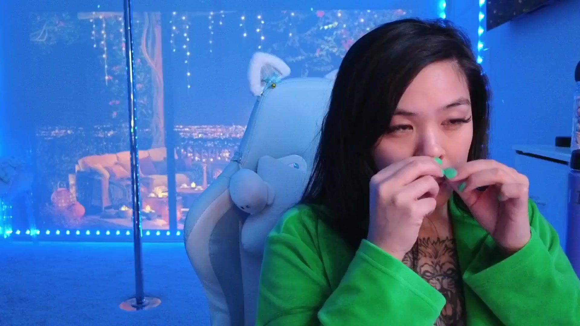 Gallery image thumbnail from dolllface's myfreecams stream on, 02/12/2026, 05:44 image 16 of 20