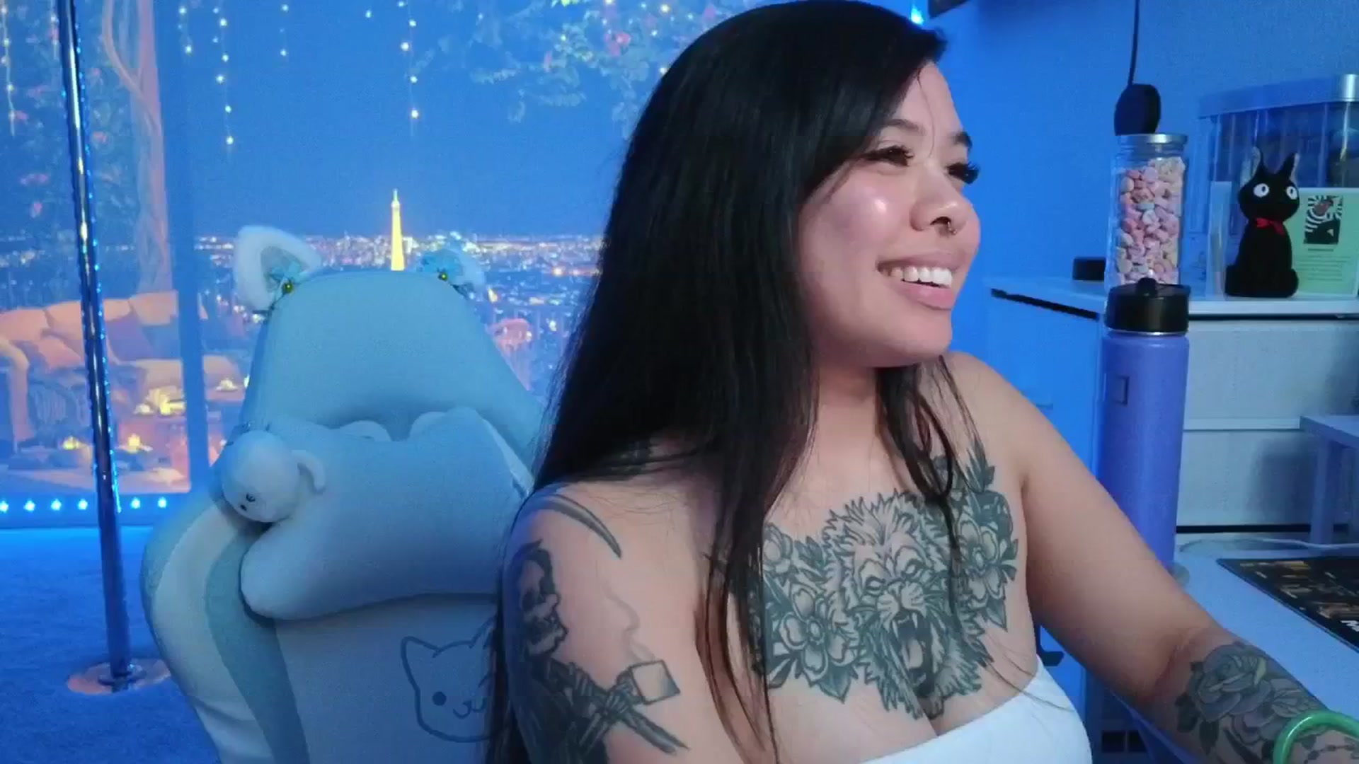 Gallery image thumbnail from dolllface's myfreecams stream on, 02/12/2026, 08:59 image 15 of 20