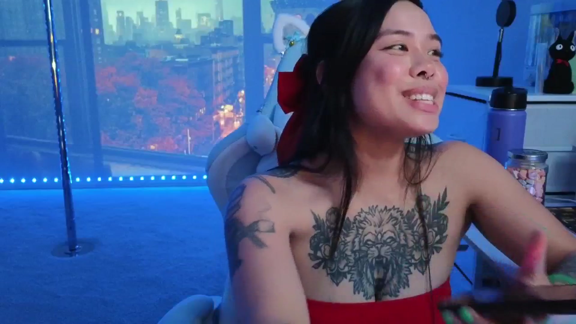 Gallery image thumbnail from dolllface's myfreecams stream on, 02/14/2026, 10:01 image 10 of 20