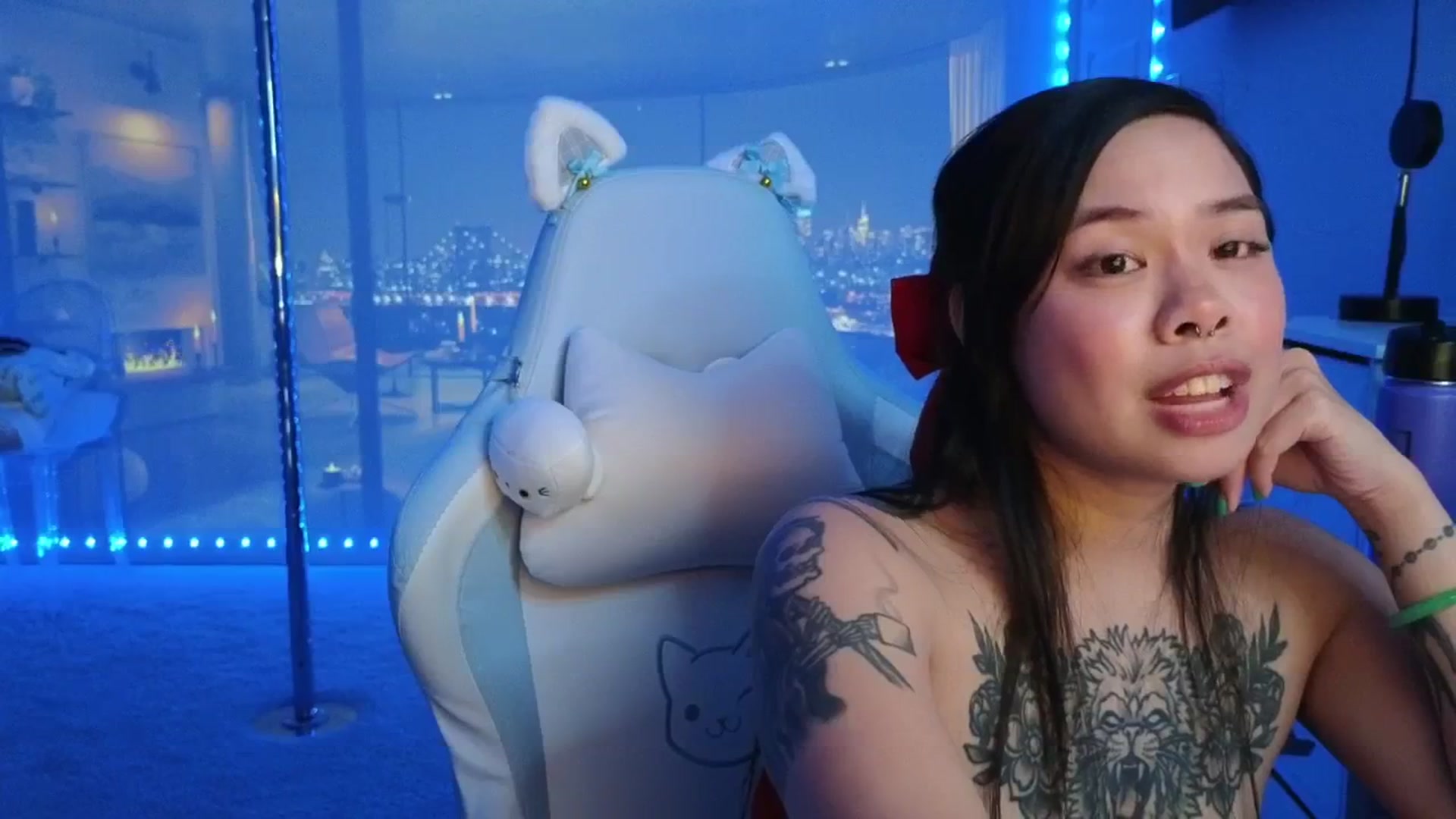 Gallery image thumbnail from dolllface's myfreecams stream on, 02/14/2026, 10:01 image 16 of 20