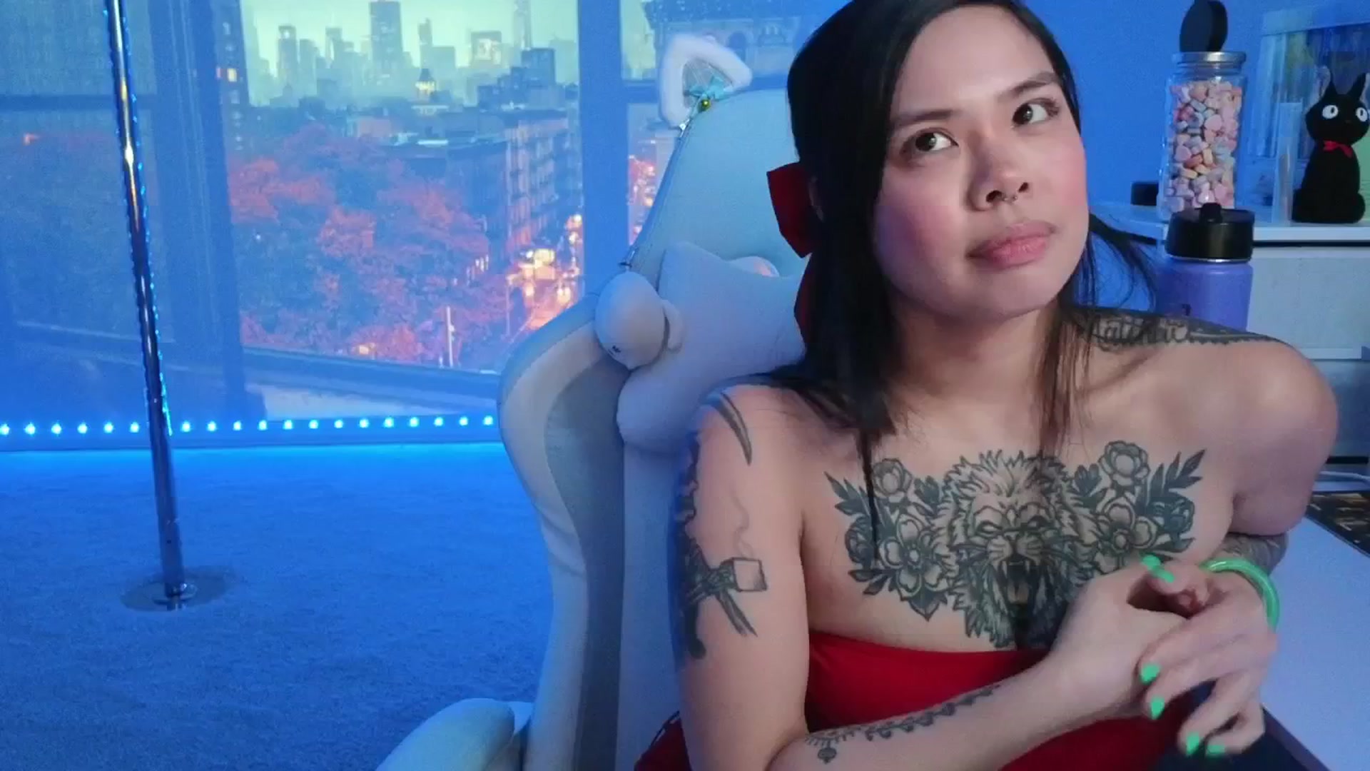 Gallery image thumbnail from dolllface's myfreecams stream on, 02/14/2026, 10:01 image 6 of 20