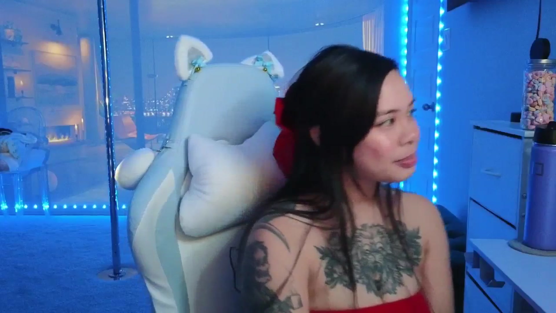 Gallery image thumbnail from dolllface's myfreecams stream on, 02/14/2026, 10:01 image 20 of 20