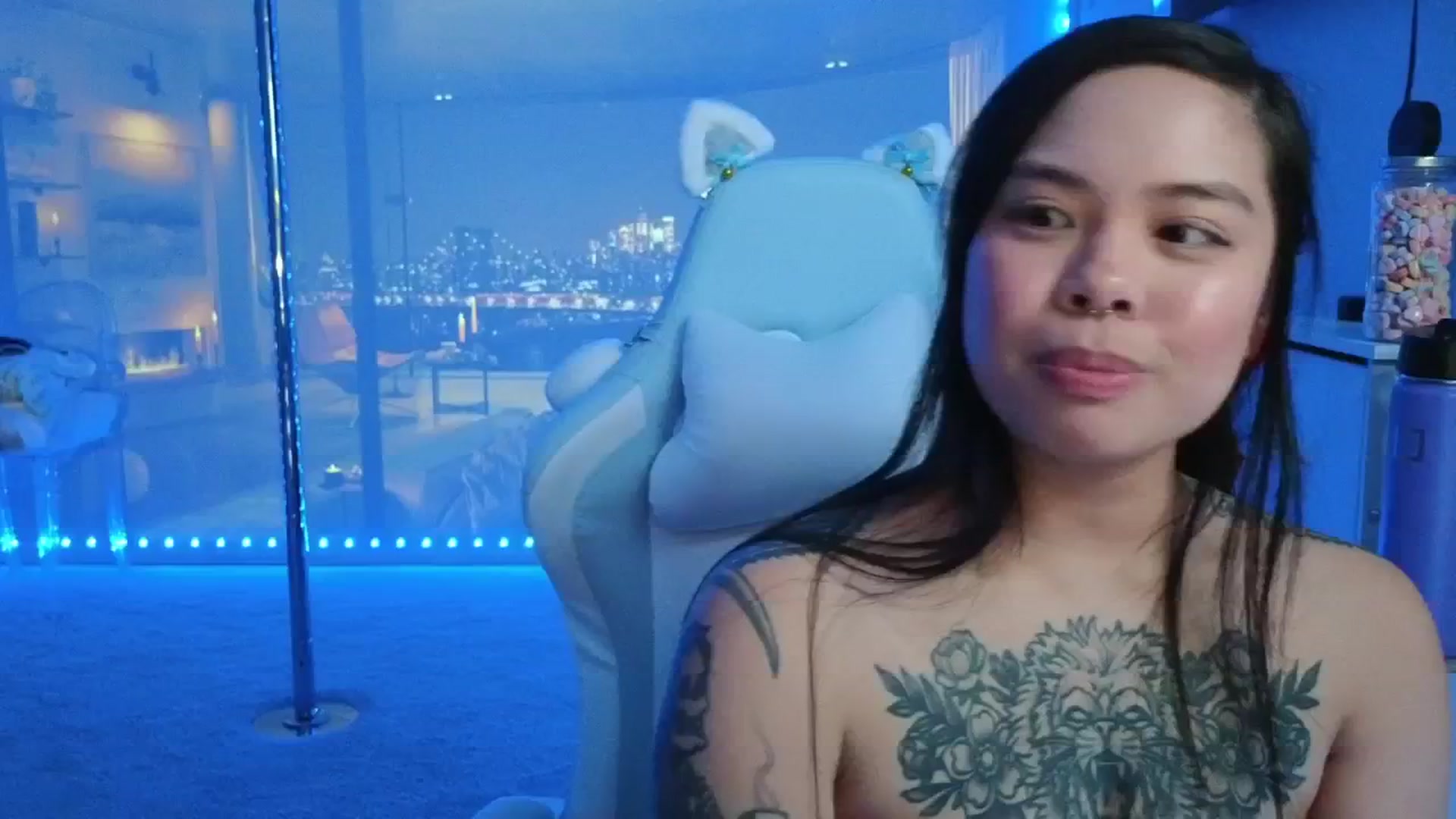 Gallery image thumbnail from dolllface's myfreecams stream on, 02/14/2026, 12:59 image 1 of 20