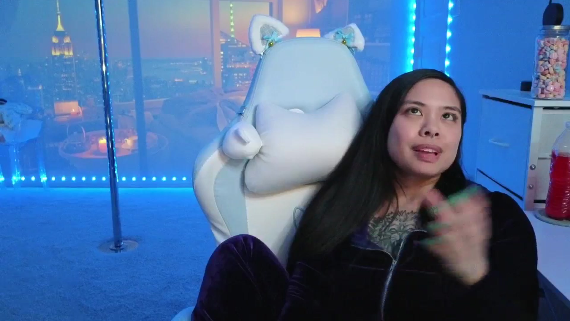 Gallery image thumbnail from dolllface's myfreecams stream on, 02/15/2026, 09:16 image 13 of 20