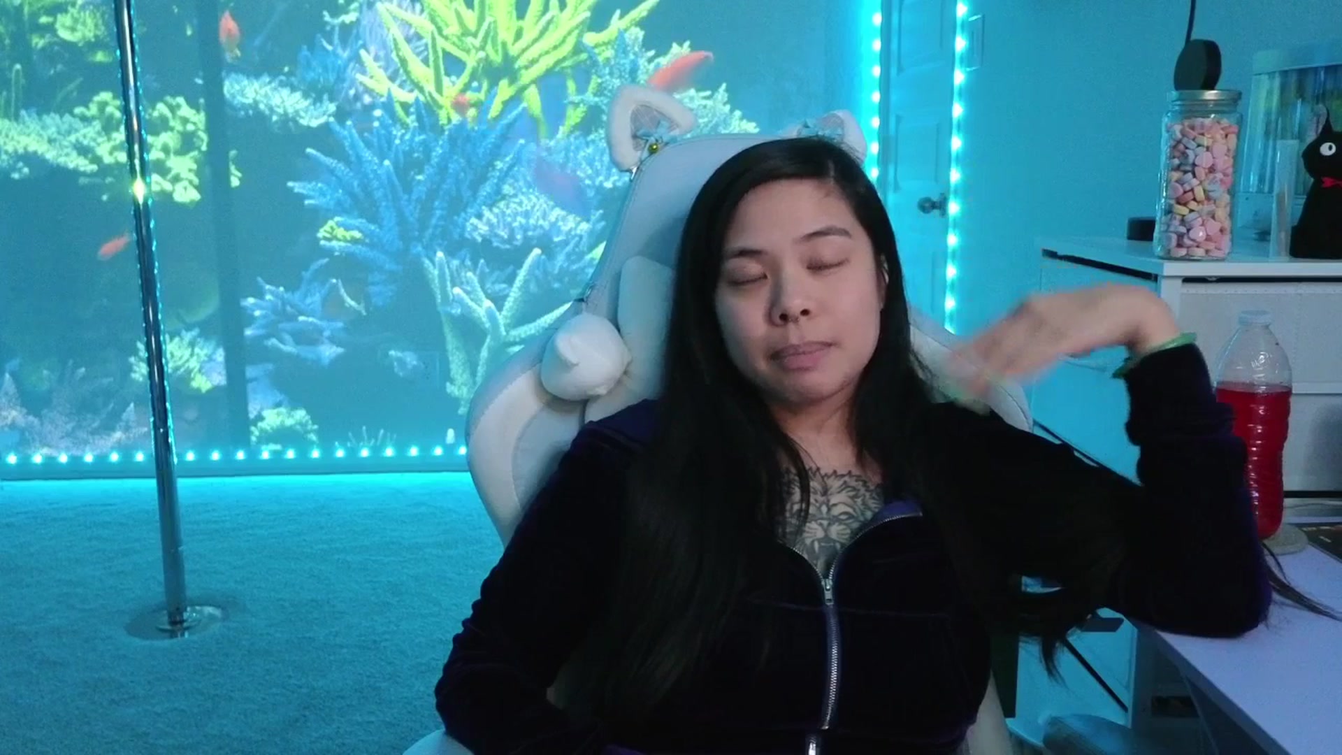 Gallery image thumbnail from dolllface's myfreecams stream on, 02/15/2026, 11:28 image 17 of 20
