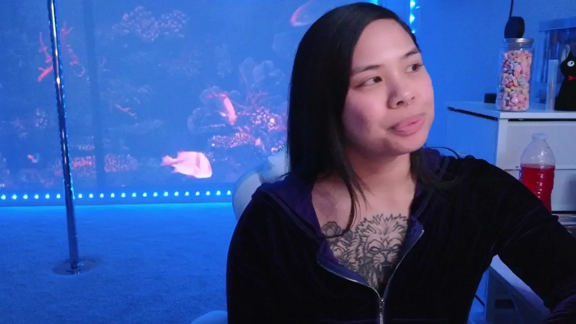 Gallery image thumbnail from dolllface's myfreecams stream on, 02/15/2026, 11:28 image 1 of 20