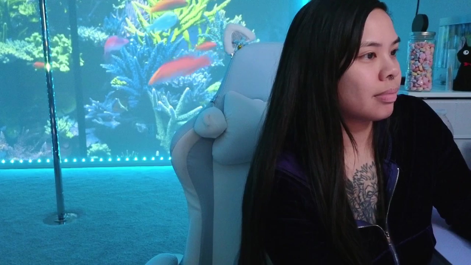 Gallery image thumbnail from dolllface's myfreecams stream on, 02/15/2026, 11:28 image 15 of 20