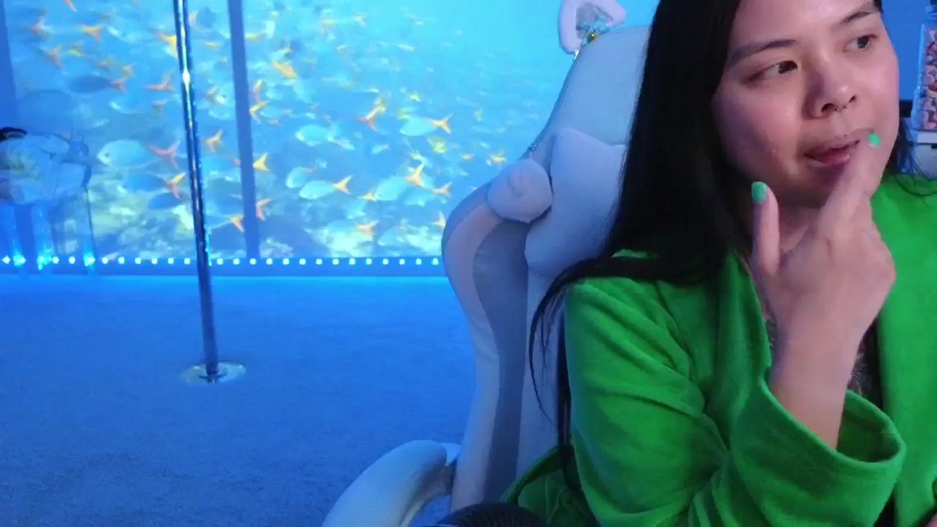 Gallery image thumbnail from dolllface's myfreecams stream on, 02/16/2026, 06:55 image 14 of 20