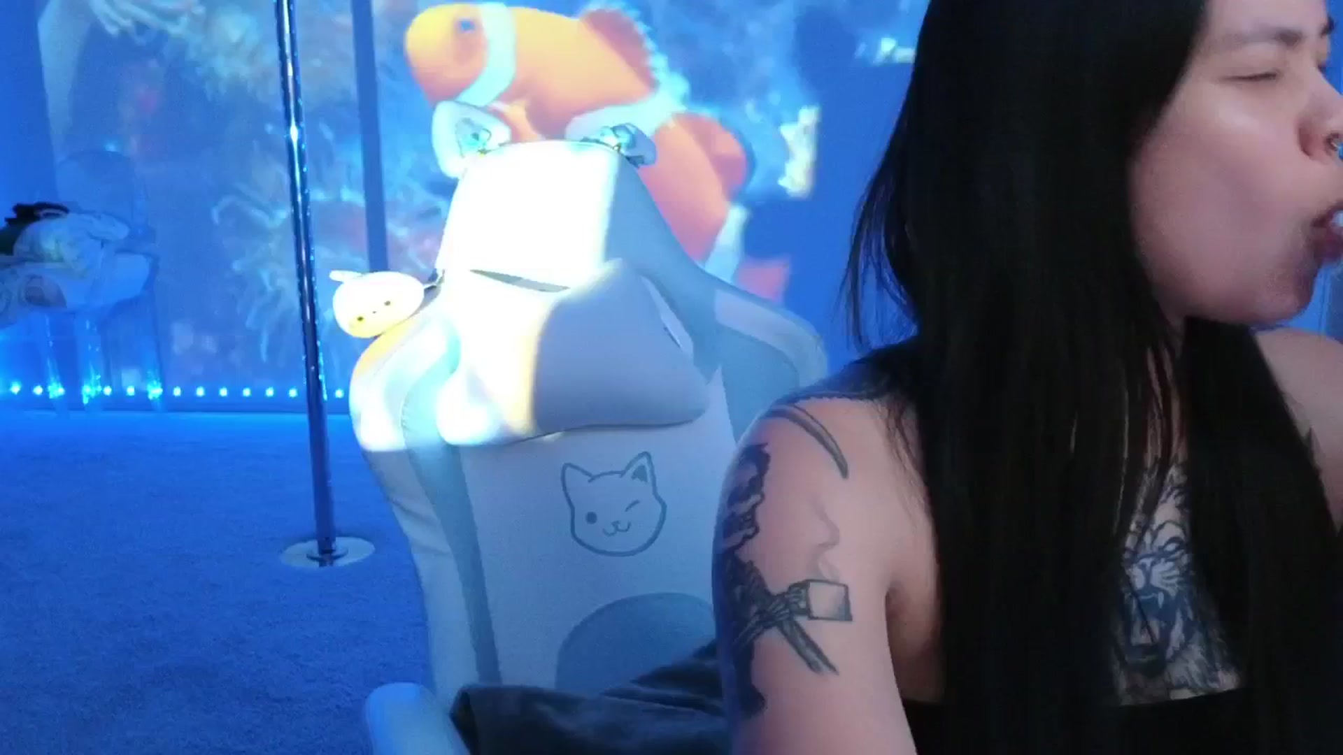 Gallery image thumbnail from dolllface's myfreecams stream on, 02/16/2026, 08:31 image 1 of 20