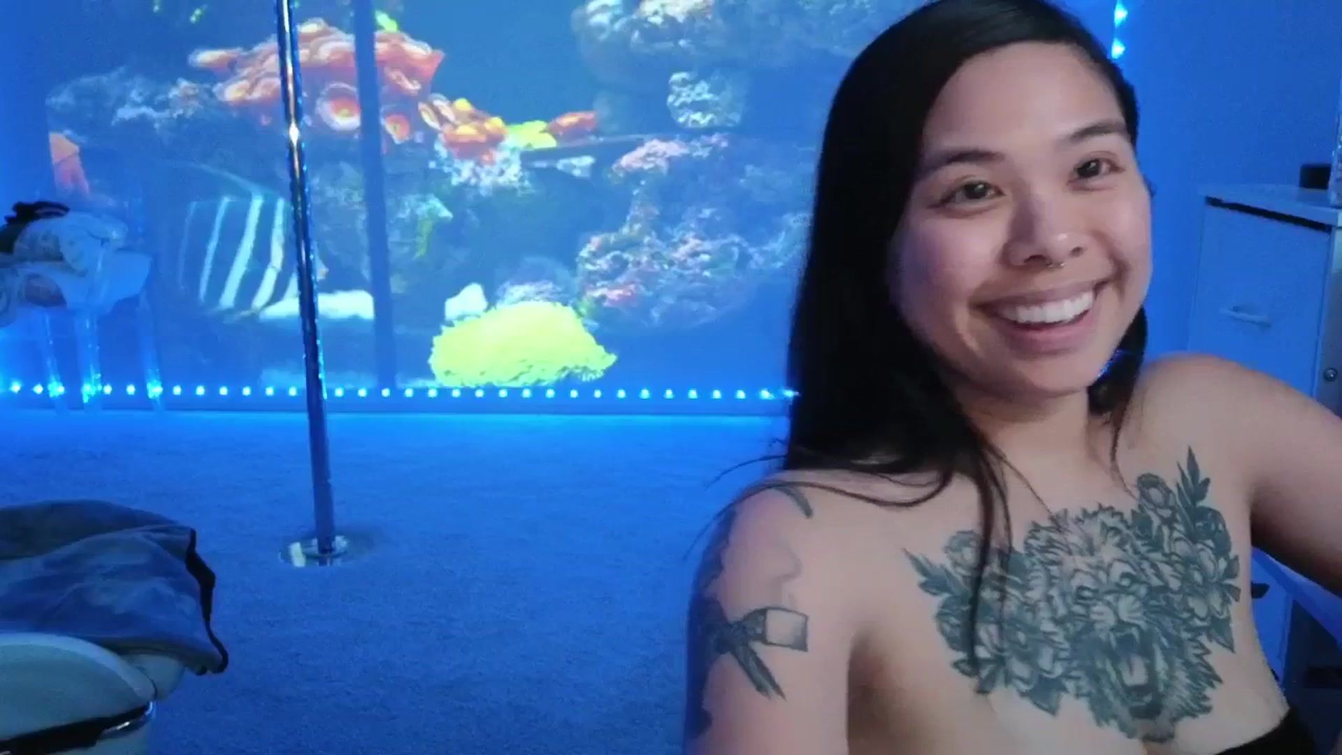 Gallery image thumbnail from dolllface's myfreecams stream on, 02/16/2026, 08:31 image 19 of 20