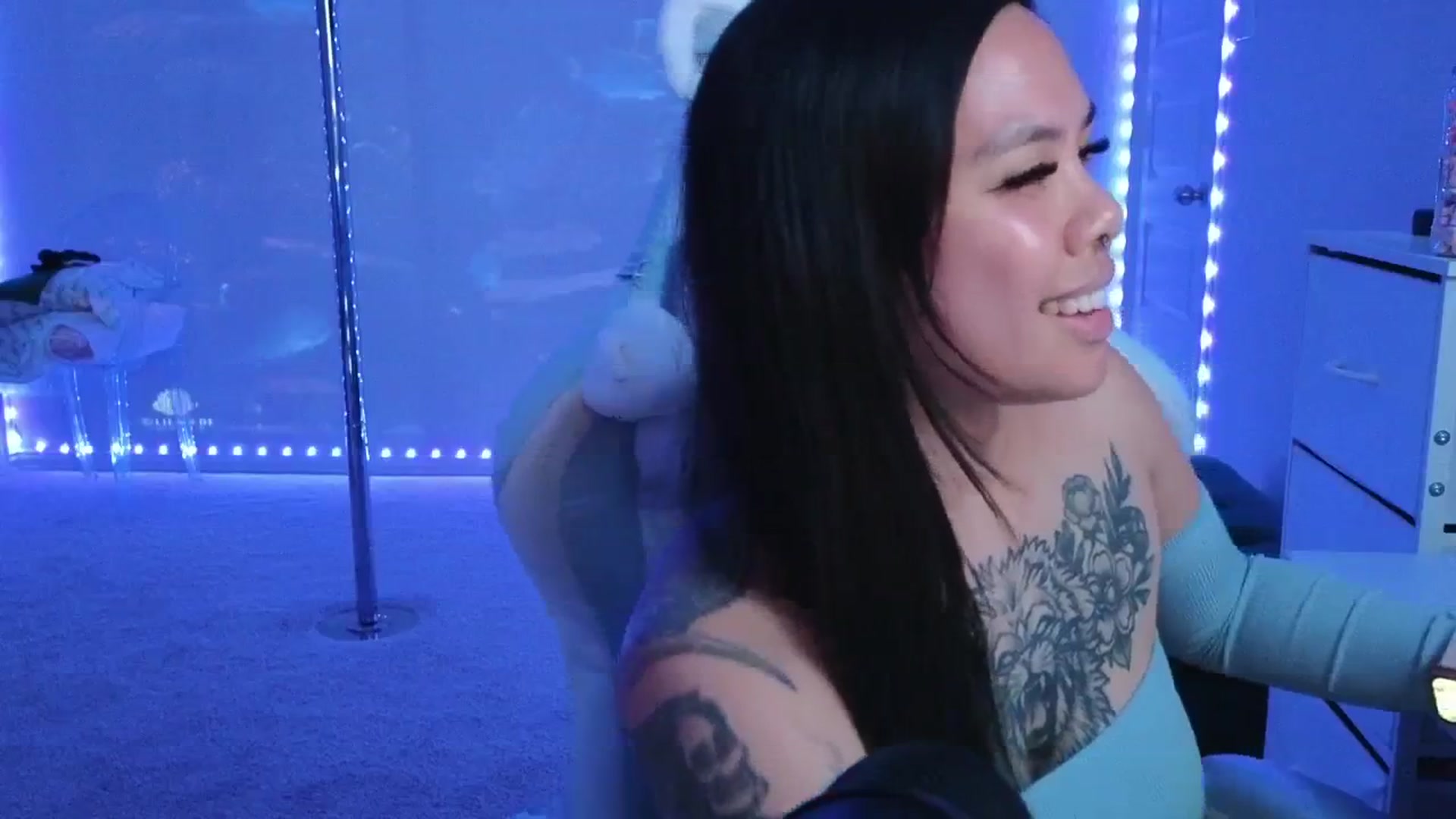 Gallery image thumbnail from dolllface's myfreecams stream on, 02/20/2026, 10:29 image 12 of 20