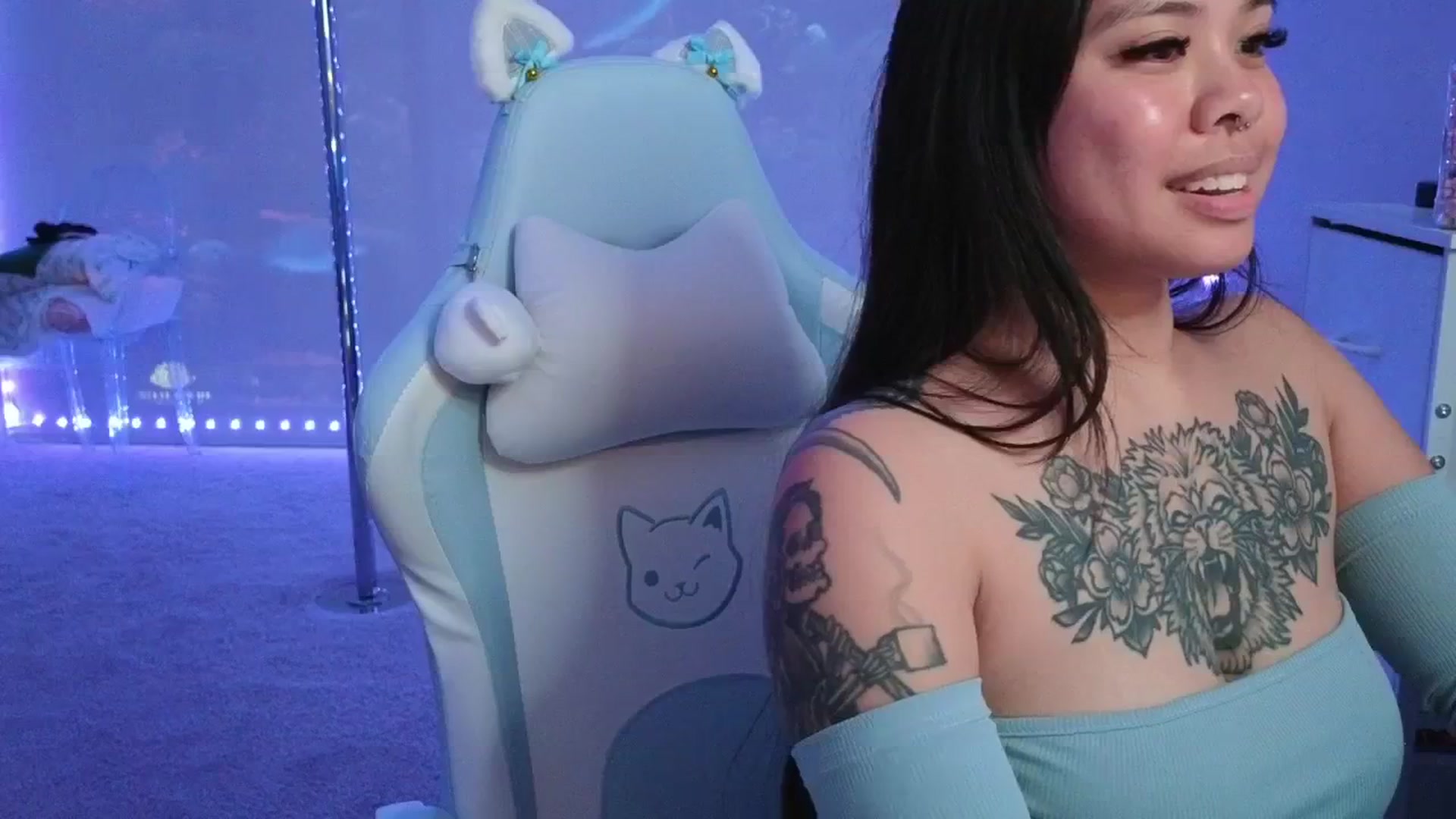 Gallery image thumbnail from dolllface's myfreecams stream on, 02/20/2026, 12:36 image 17 of 20