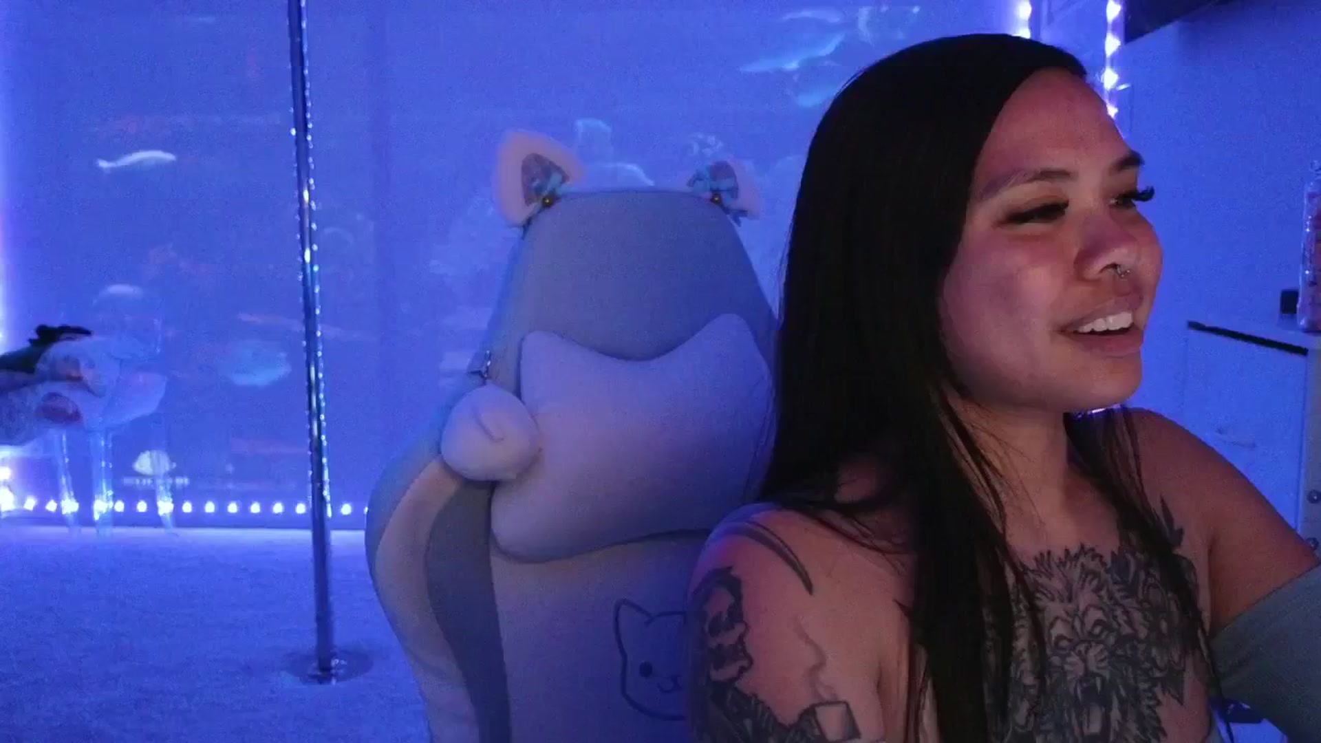 Gallery image thumbnail from dolllface's myfreecams stream on, 02/20/2026, 12:36 image 20 of 20