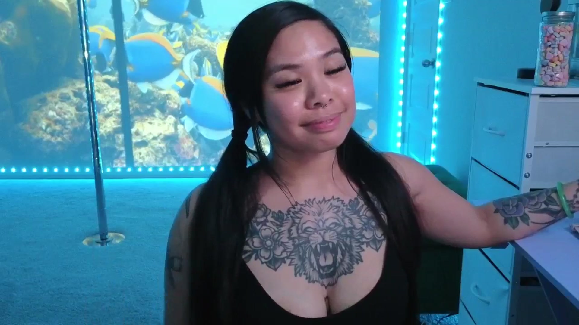Gallery image thumbnail from dolllface's myfreecams stream on, 02/21/2026, 10:36 image 15 of 20