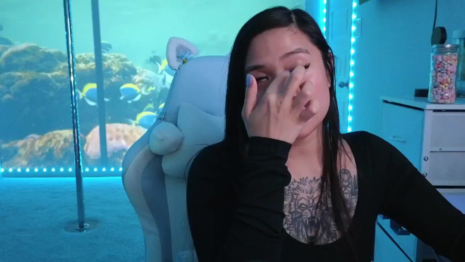 Gallery image thumbnail from dolllface's myfreecams stream on, 02/21/2026, 11:49 image 16 of 20