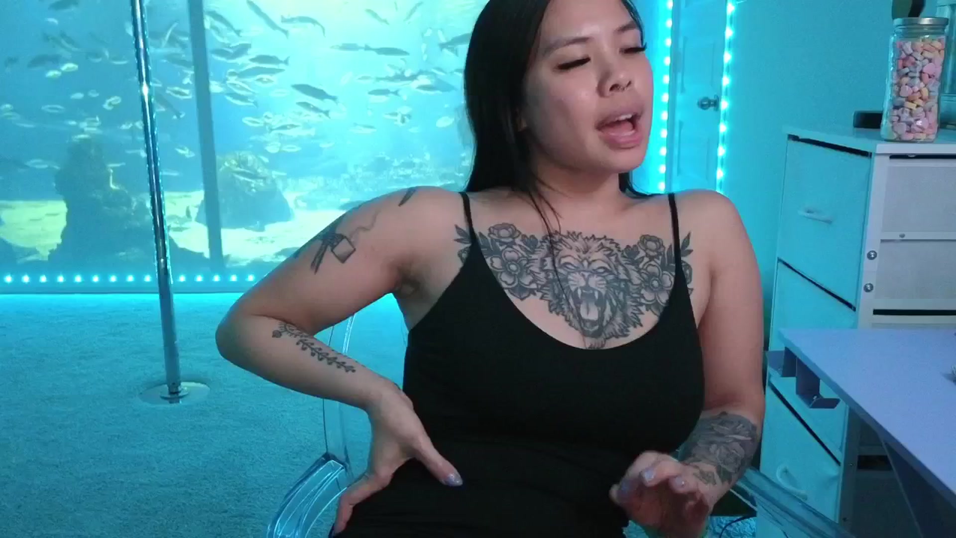Gallery image thumbnail from dolllface's myfreecams stream on, 02/21/2026, 11:49 image 7 of 20