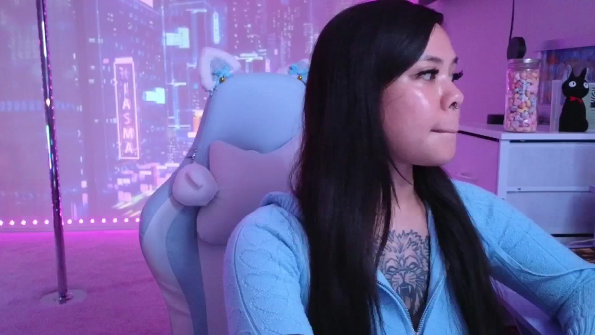 Gallery image thumbnail from dolllface's myfreecams stream on, 02/22/2026, 09:07 image 2 of 20