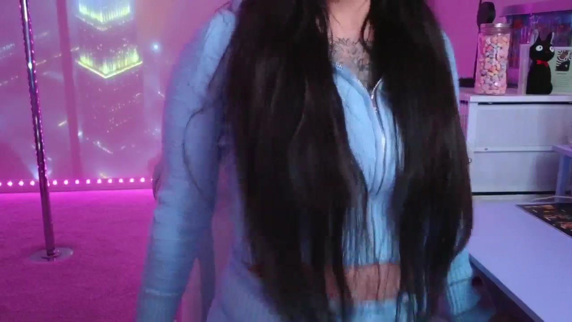 Gallery image thumbnail from dolllface's myfreecams stream on, 02/22/2026, 09:07 image 16 of 20