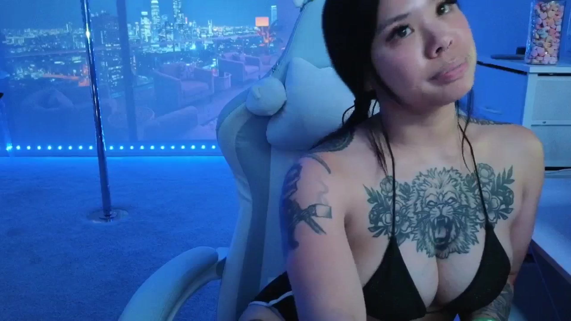 Gallery image thumbnail from dolllface's myfreecams stream on, 03/05/2026, 08:21 image 19 of 20