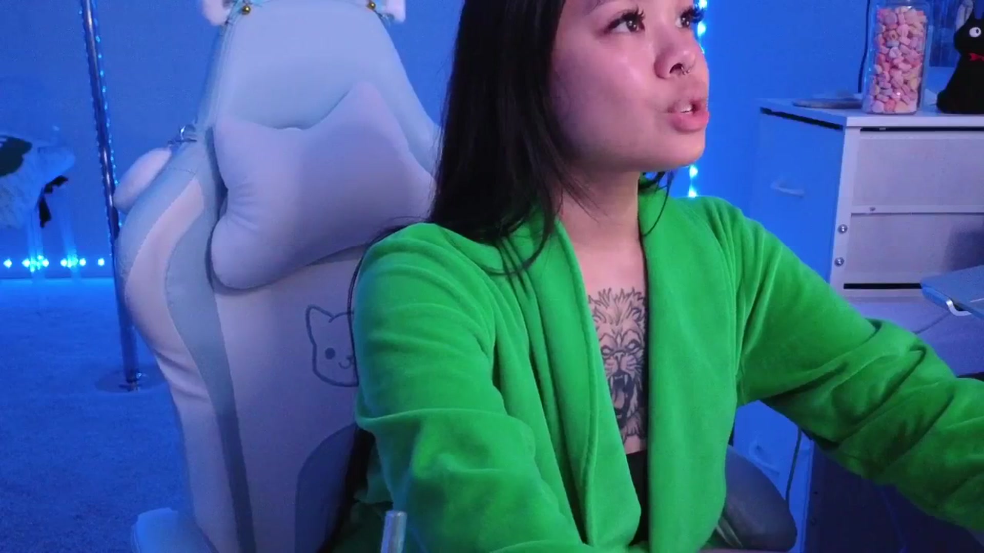 Gallery image thumbnail from dolllface's myfreecams stream on, 03/11/2026, 07:09 image 10 of 20