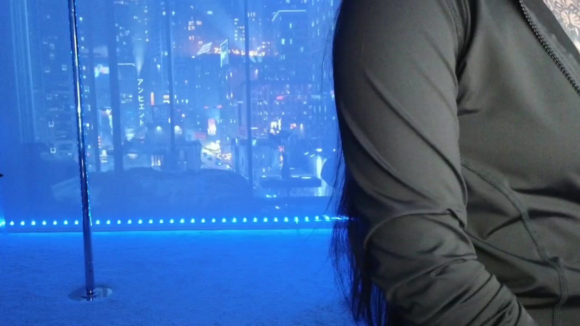 Gallery image thumbnail from dolllface's myfreecams stream on, 03/19/2026, 05:25 image 7 of 20