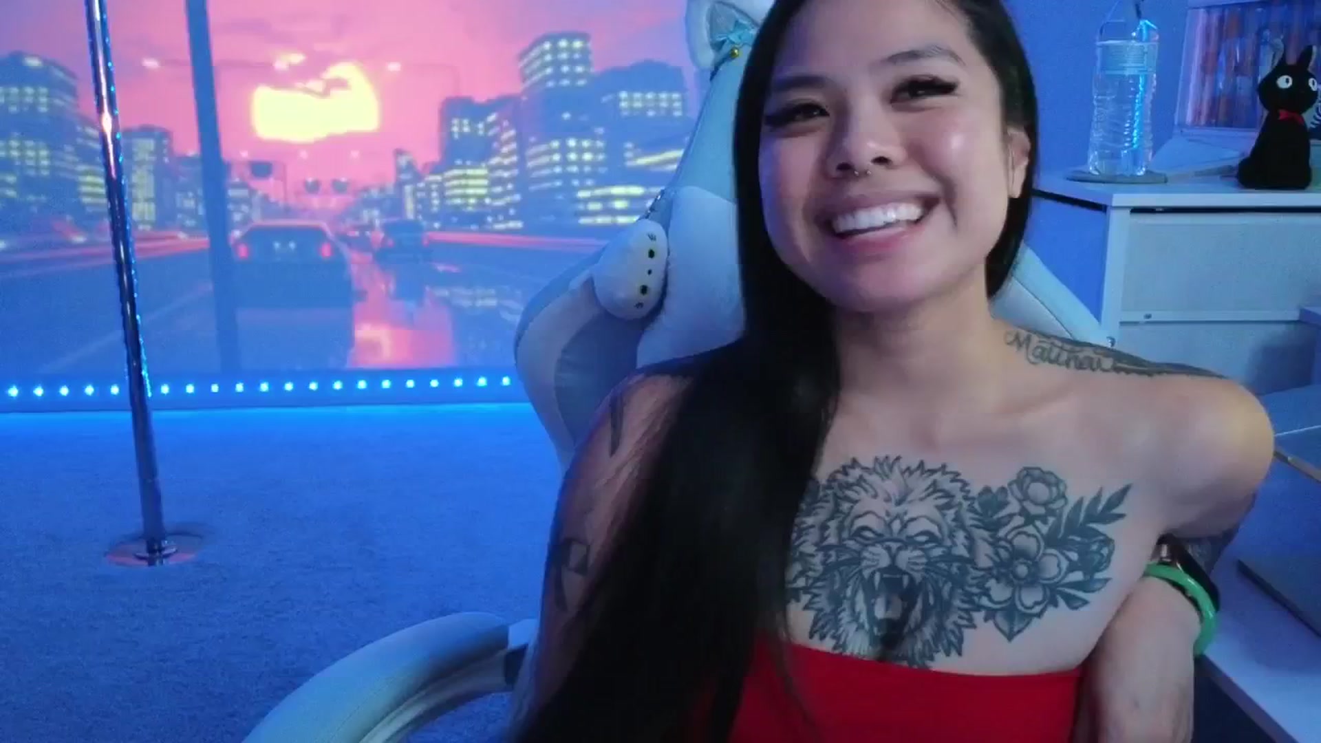 Gallery image thumbnail from dolllface's myfreecams stream on, 03/20/2026, 08:36 image 9 of 20