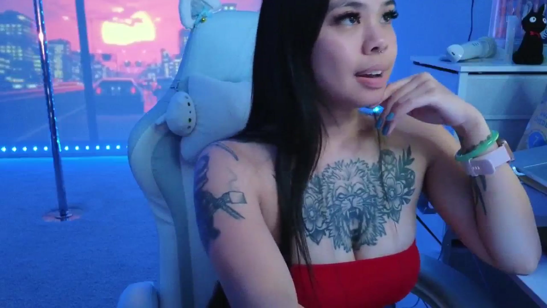 Gallery image thumbnail from dolllface's myfreecams stream on, 03/20/2026, 11:15 image 18 of 20