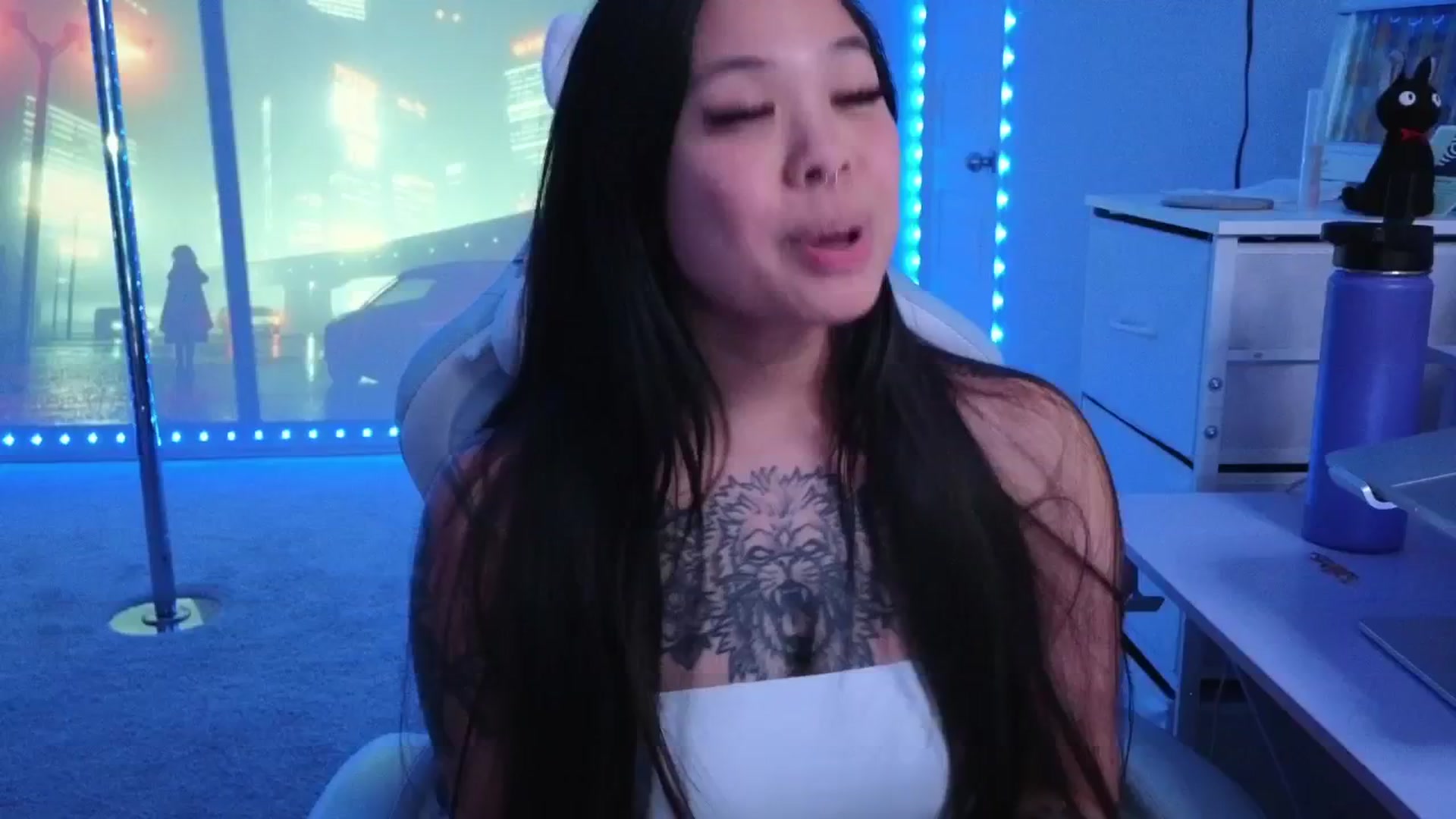 Gallery image thumbnail from dolllface's myfreecams stream on, 03/21/2026, 08:42 image 4 of 20