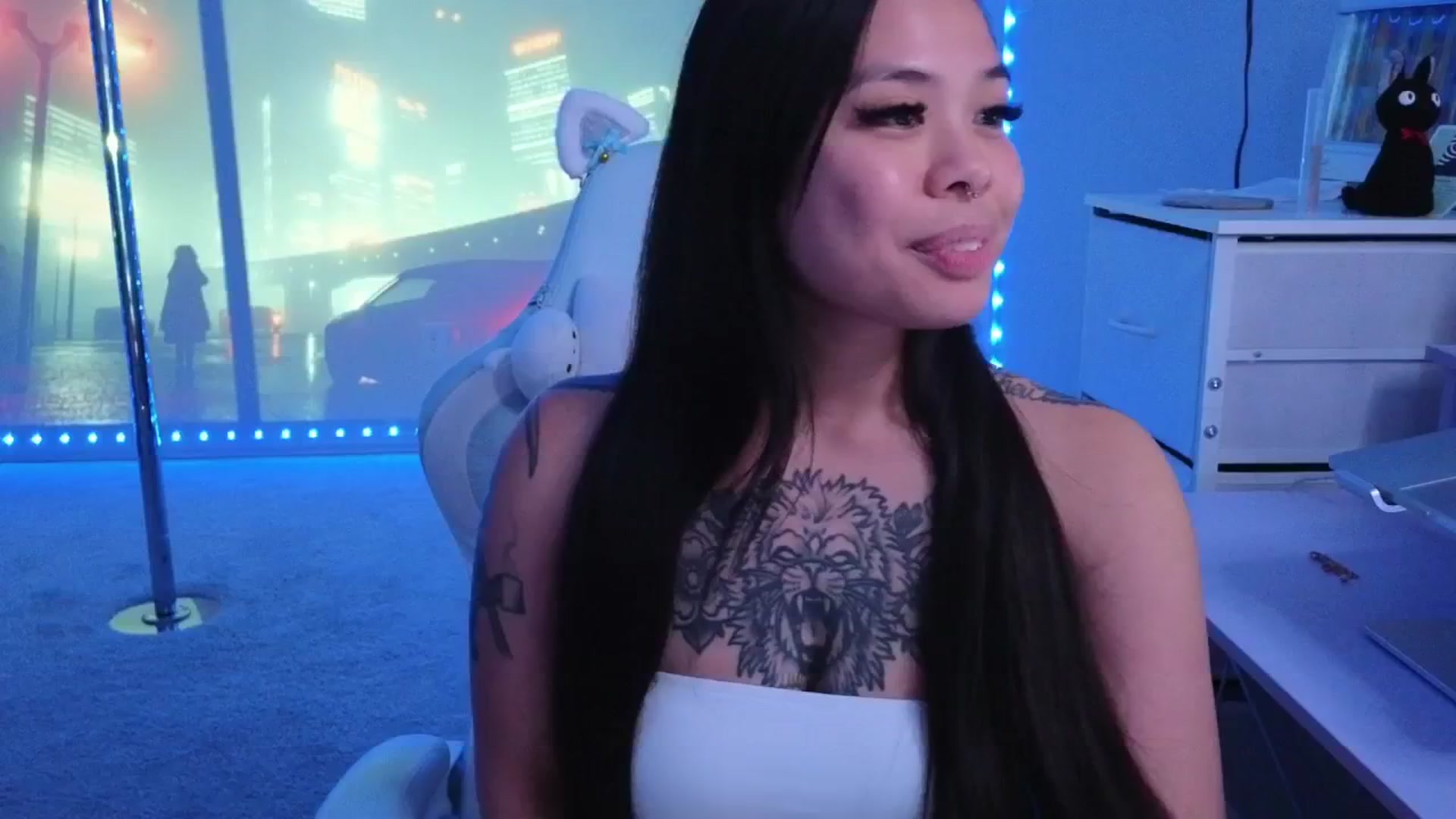 Gallery image thumbnail from dolllface's myfreecams stream on, 03/21/2026, 08:42 image 17 of 20