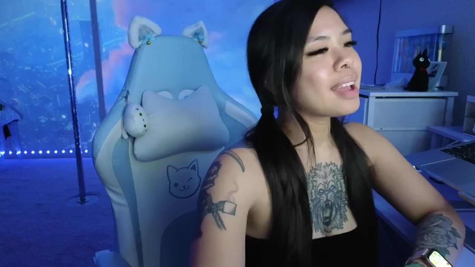 Gallery image thumbnail from dolllface's myfreecams stream on, 03/23/2026, 05:02 image 7 of 20
