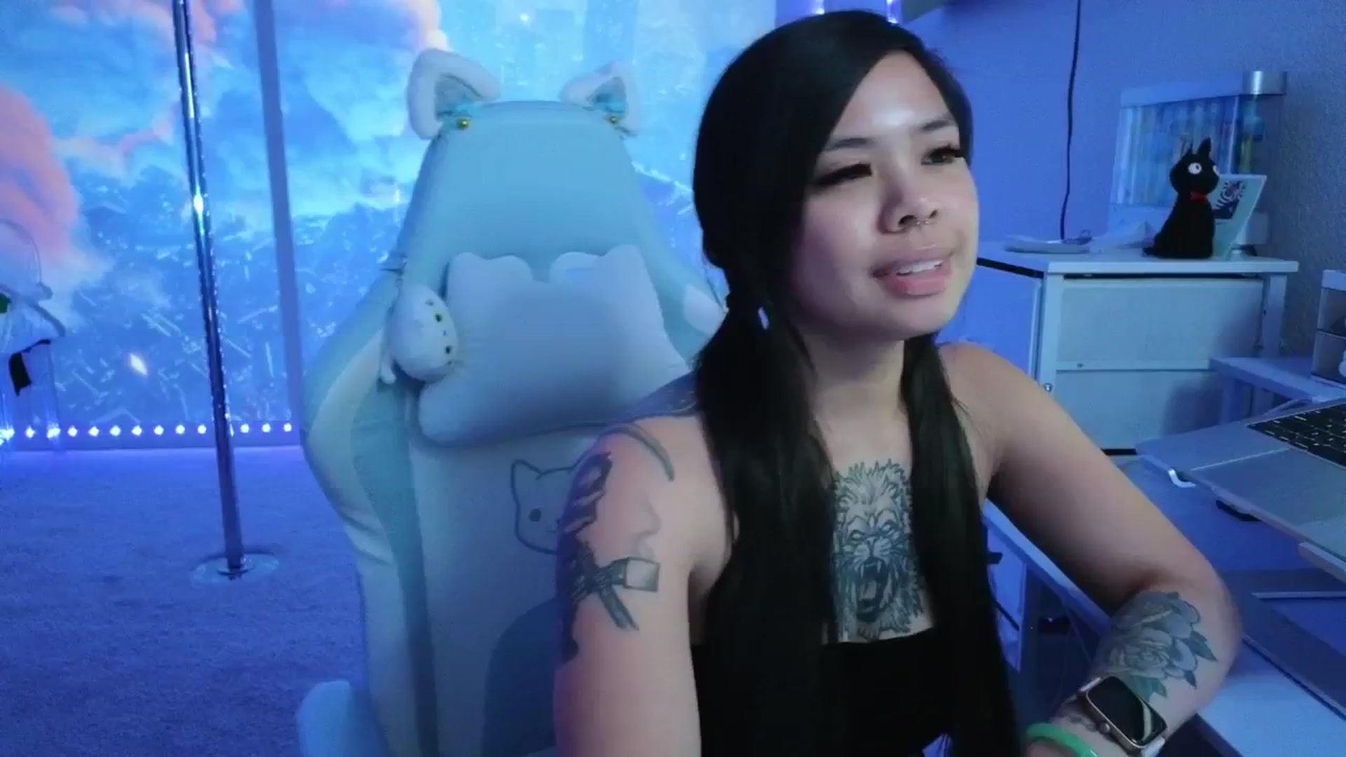 Gallery image thumbnail from dolllface's myfreecams stream on, 03/23/2026, 05:02 image 2 of 20
