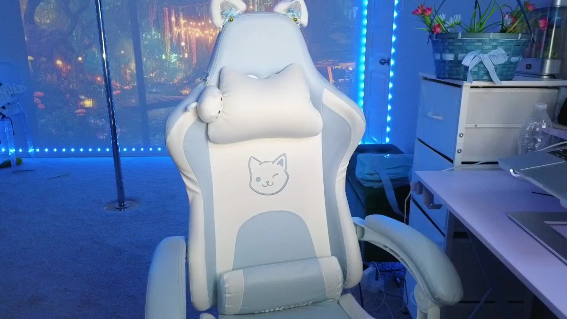 Gallery image thumbnail from dolllface's myfreecams stream on, 04/02/2026, 06:59 image 20 of 20