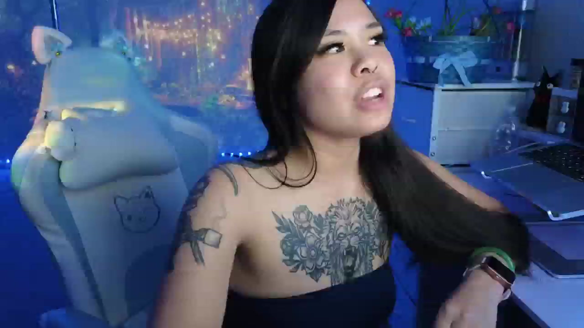 Gallery image thumbnail from dolllface's myfreecams stream on, 04/02/2026, 08:15 image 11 of 20