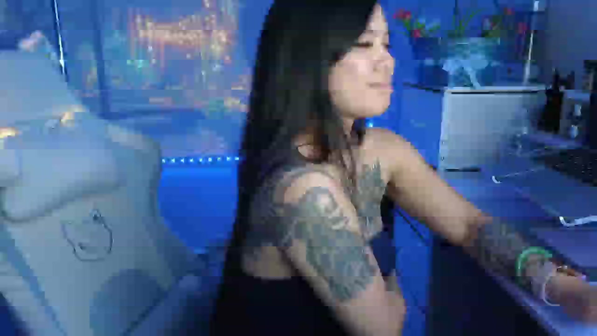 Gallery image thumbnail from dolllface's myfreecams stream on, 04/02/2026, 08:15 image 16 of 20