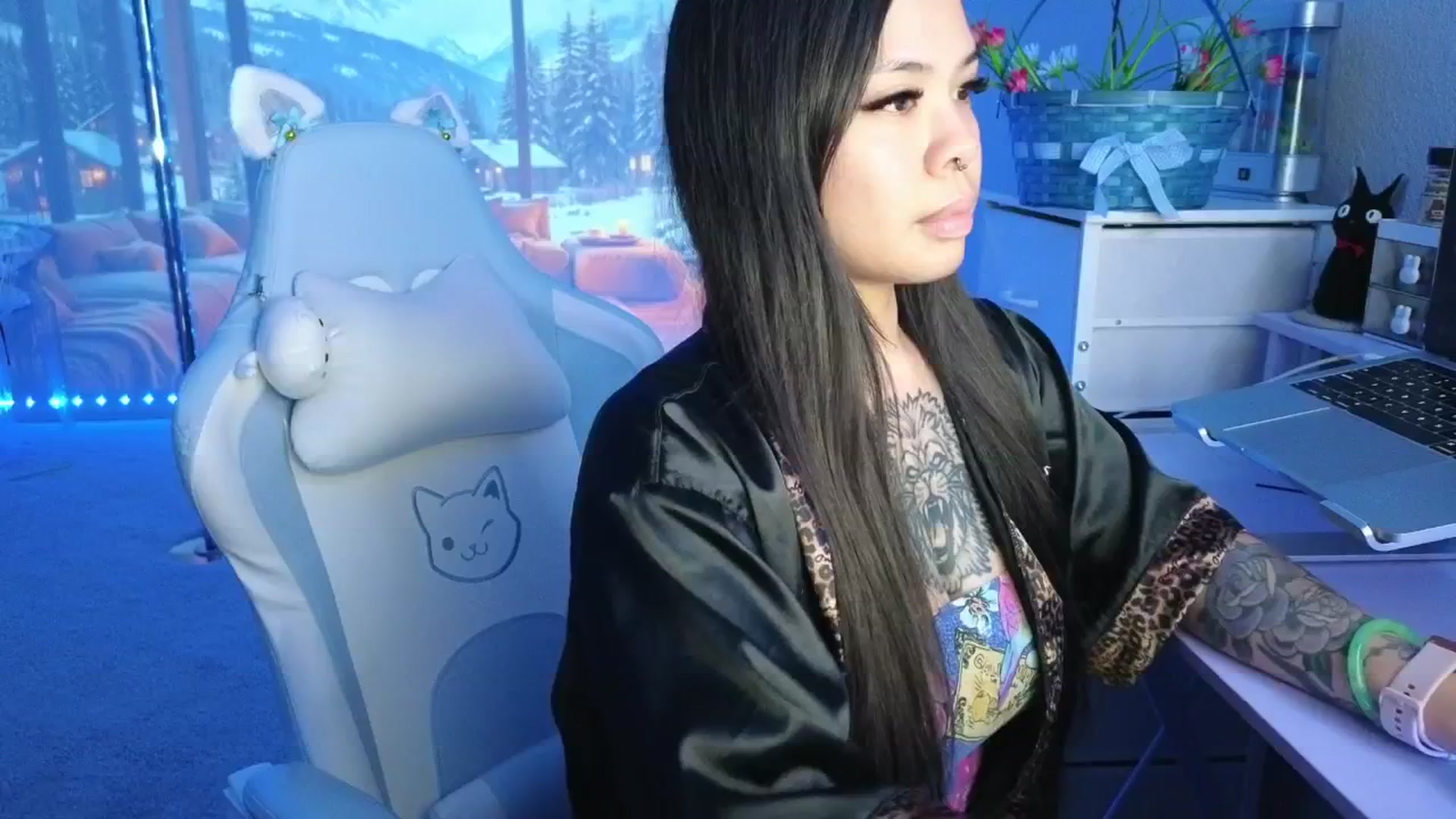 Gallery image thumbnail from dolllface's myfreecams stream on, 04/03/2026, 07:22 image 1 of 20