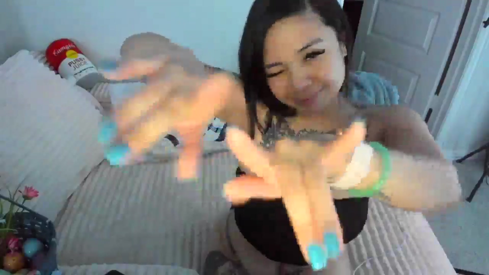 Gallery image thumbnail from dolllface's myfreecams stream on, 04/05/2026, 10:41 image 9 of 20