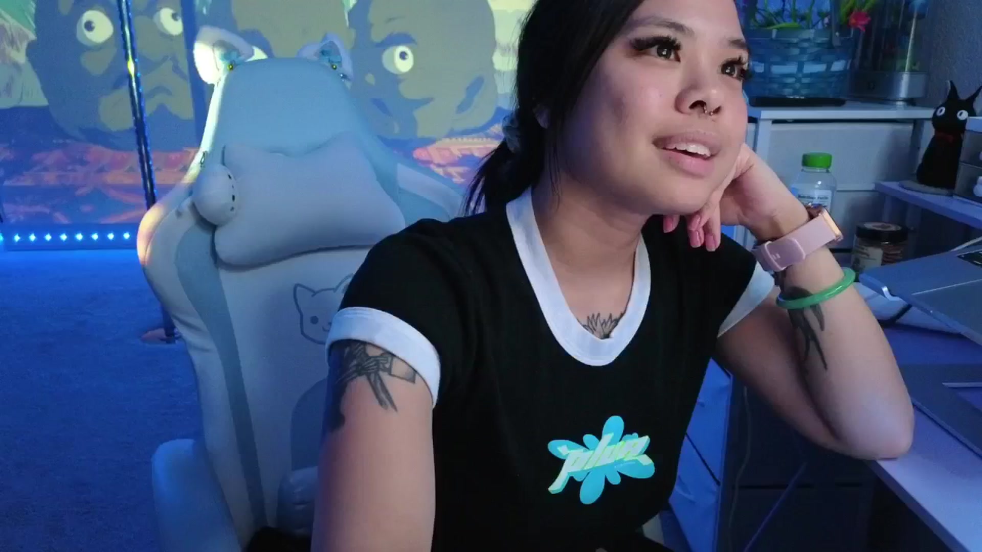 Gallery image thumbnail from dolllface's myfreecams stream on, 04/09/2026, 09:50 image 1 of 20