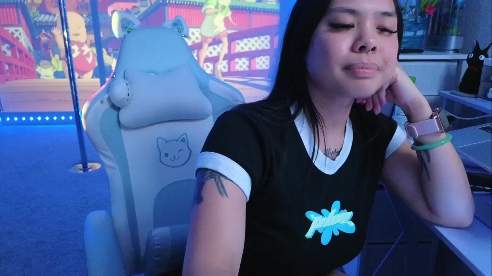 Gallery image thumbnail from dolllface's myfreecams stream on, 04/09/2026, 09:50 image 4 of 20