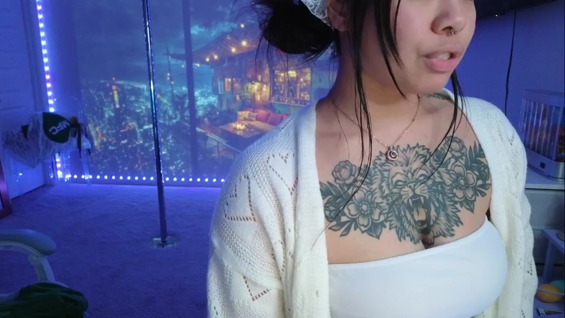 Gallery image thumbnail from dolllface's myfreecams stream on, 04/11/2026, 11:47 image 8 of 20