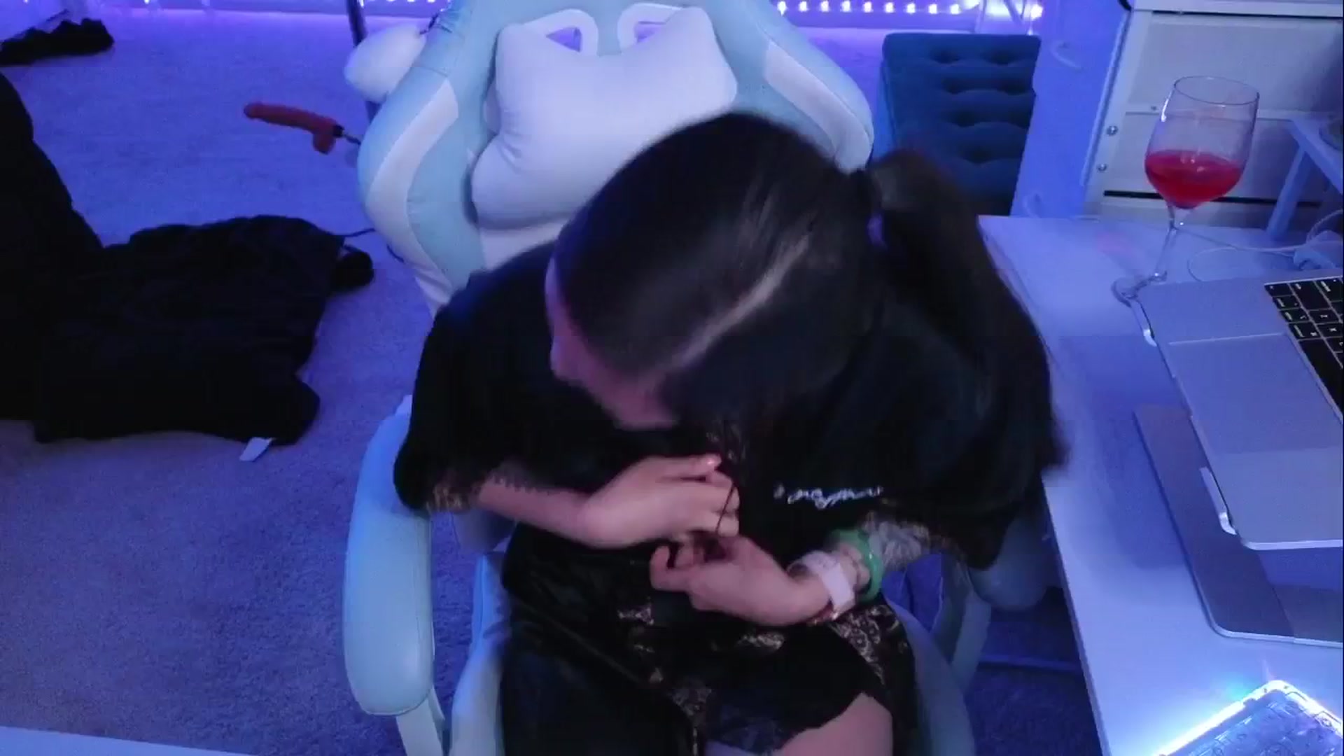 Gallery image thumbnail from dolllface's myfreecams stream on, 04/25/2026, 06:24 image 11 of 20